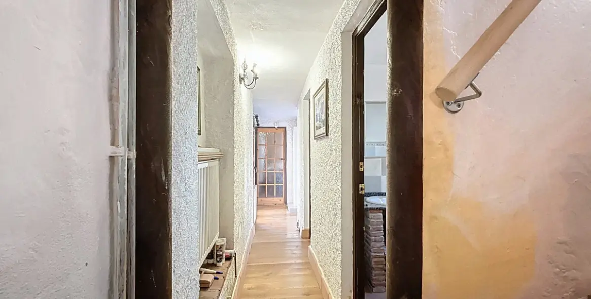 Sale of detached villa in Periana 25