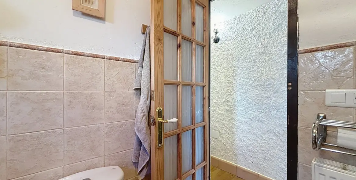 Sale of detached villa in Periana 29