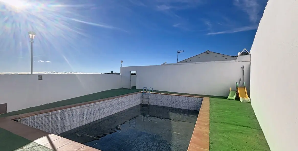 Продажа  жилого участка в Macharaviaya 7