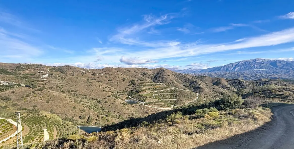 Продажа  жилого участка в Macharaviaya 9