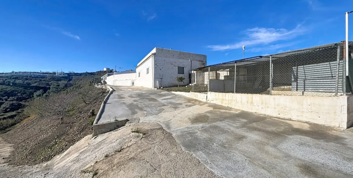 Продажа  жилого участка в Macharaviaya 38