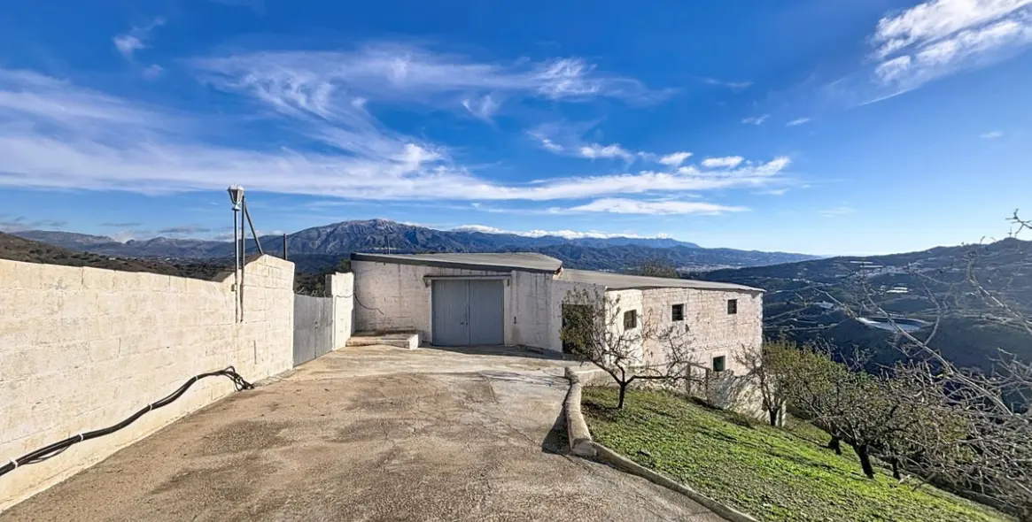 Продажа  жилого участка в Macharaviaya 39