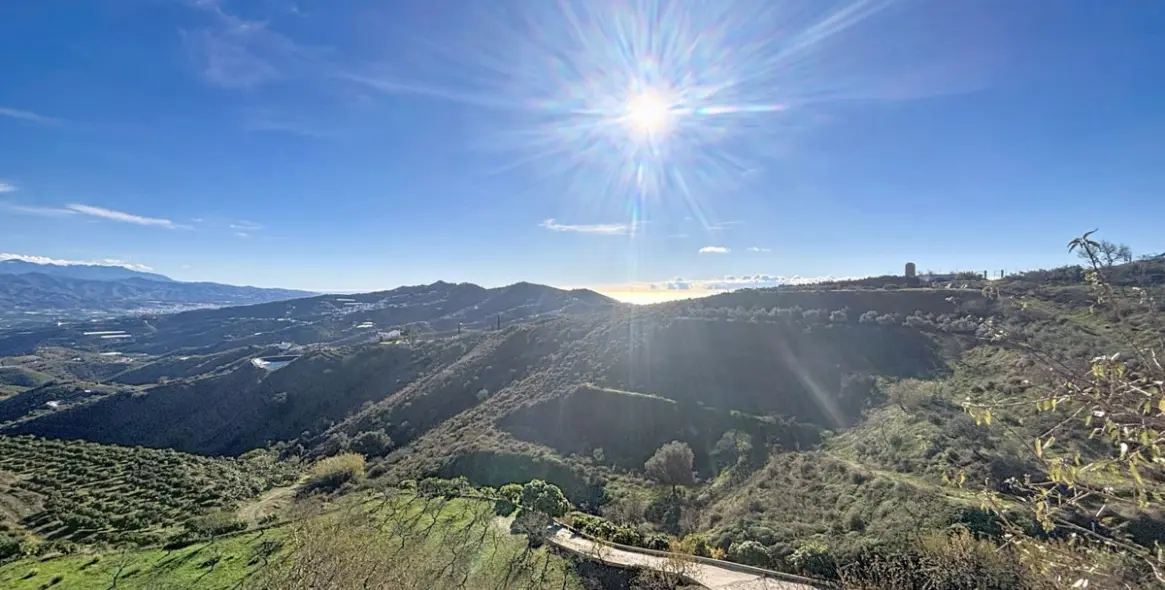 Продажа  жилого участка в Macharaviaya 43