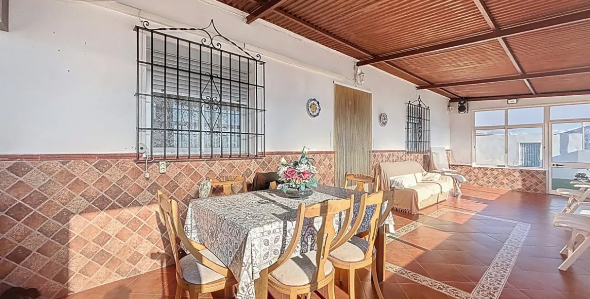 Продажа  жилого участка в Macharaviaya 48