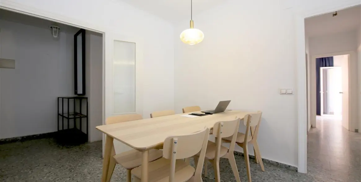 Short-term rent of middle floor apartment in Estepona 19