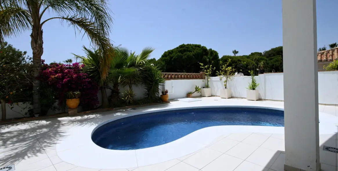 Продажа  отдельно стоящей виллы в La Cala de Mijas 6