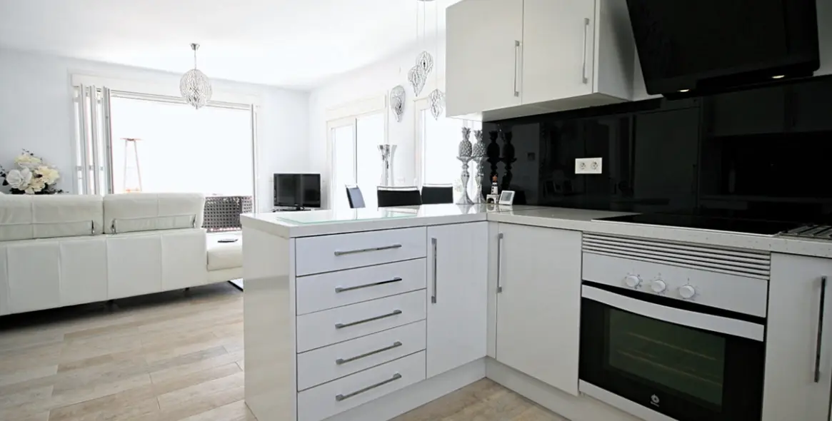 Продажа  отдельно стоящей виллы в La Cala de Mijas 10