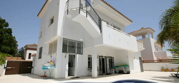 Sale of detached villa in La Cala de Mijas 0