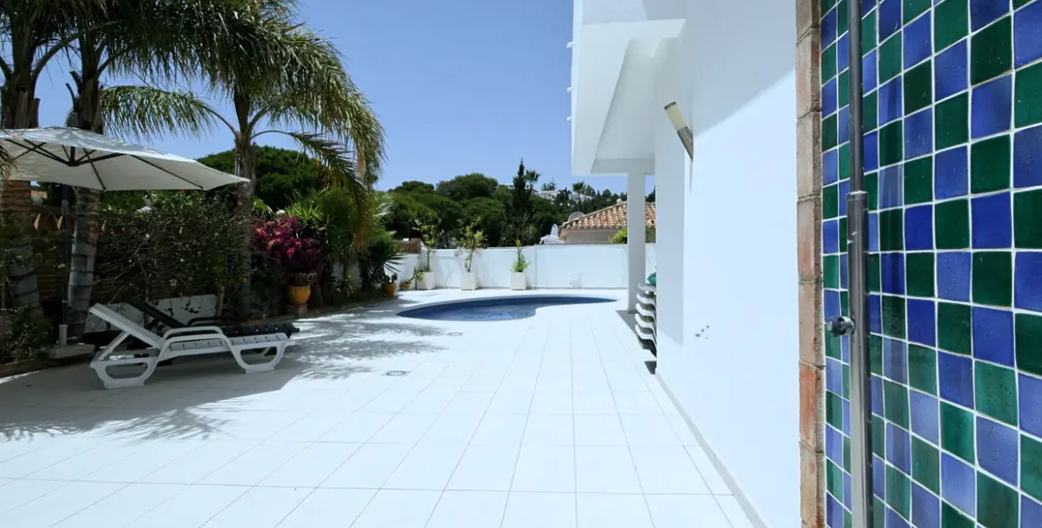 Sale of detached villa in La Cala de Mijas 4