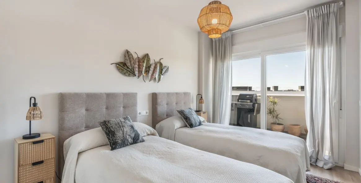 Продажа пентхауса в Estepona 17