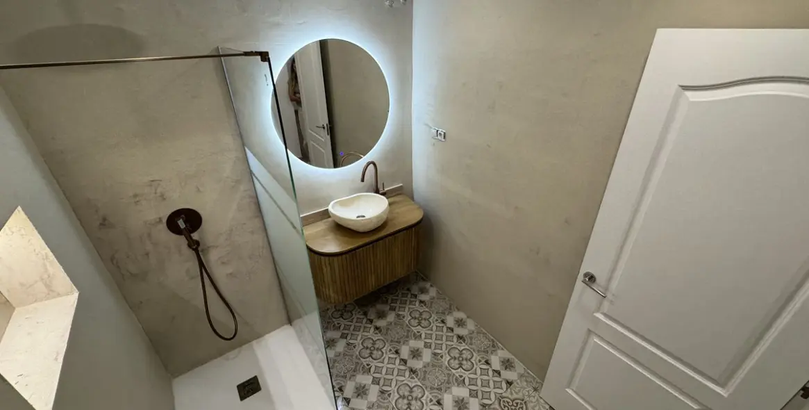 Продажа апартаментов на среднем этаже в Málaga Centro 16