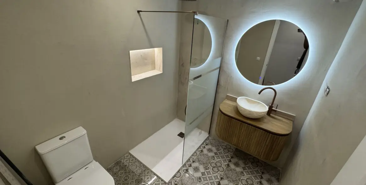 Продажа апартаментов на среднем этаже в Málaga Centro 17