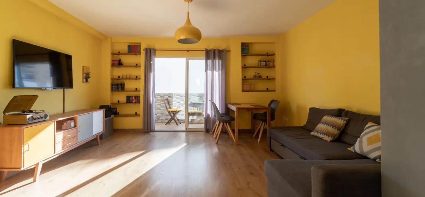 Venta de apartamento en planta media en Fuengirola 1