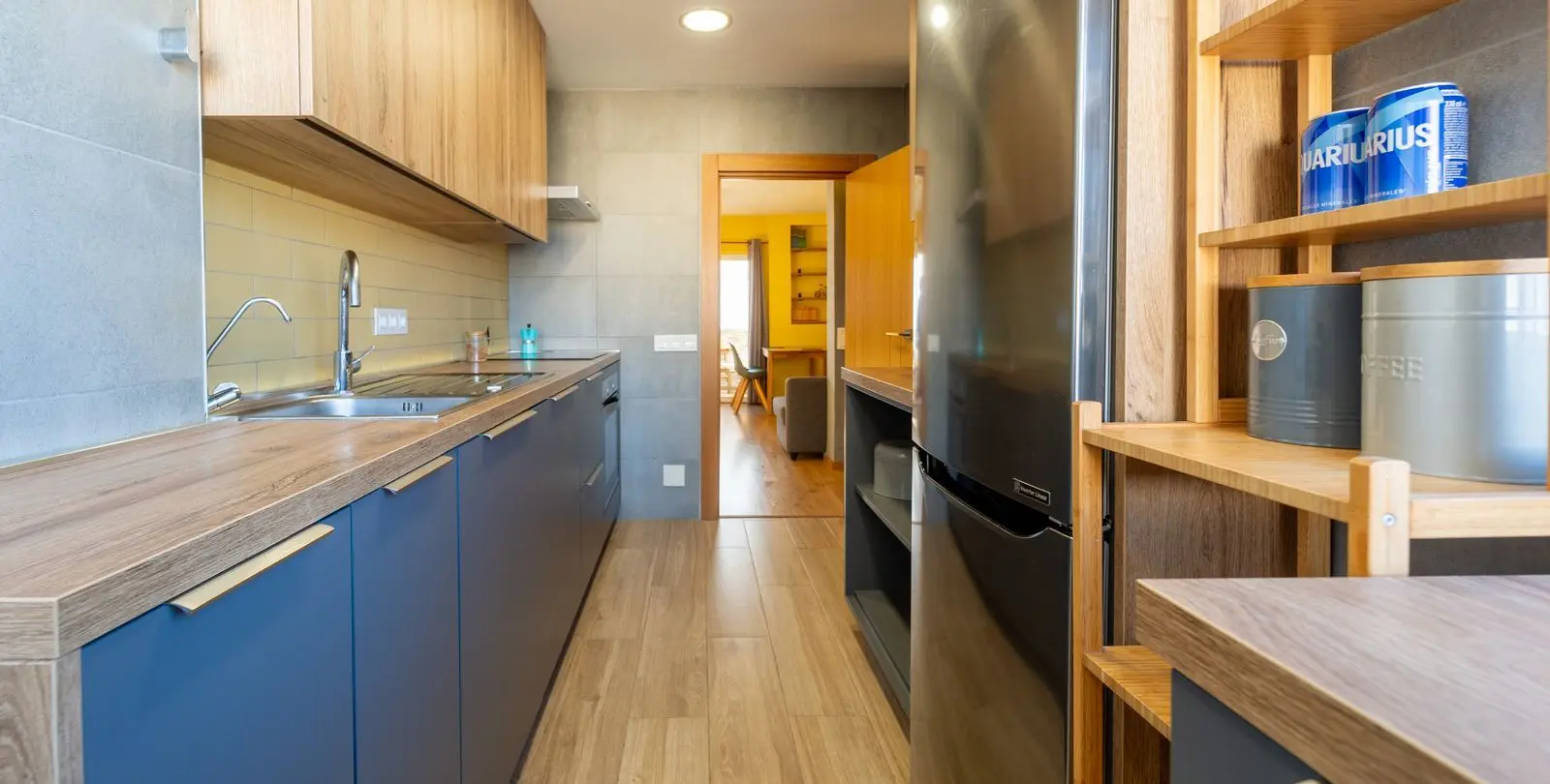 Sale of middle floor apartment in Fuengirola 16