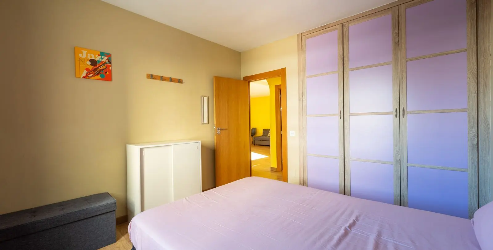 Sale of middle floor apartment in Fuengirola 28