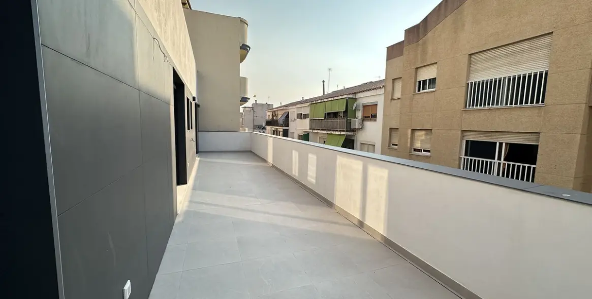 Sale of penthouse in Estepona 6