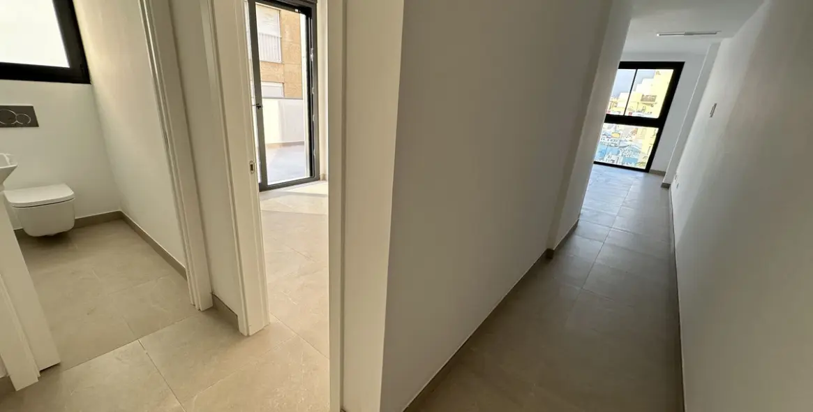 Sale of penthouse in Estepona 10