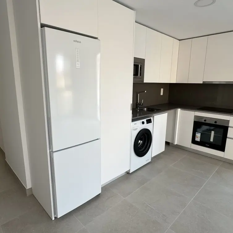Sale of penthouse in Estepona