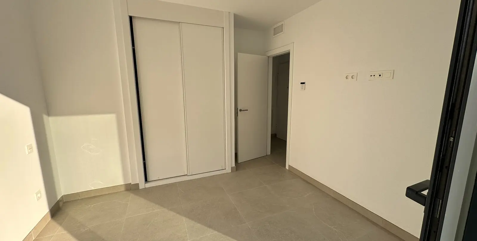 Продажа пентхауса в Estepona 9