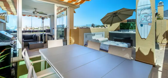 Продажа двухуровневого пентхауса в Fuengirola 1