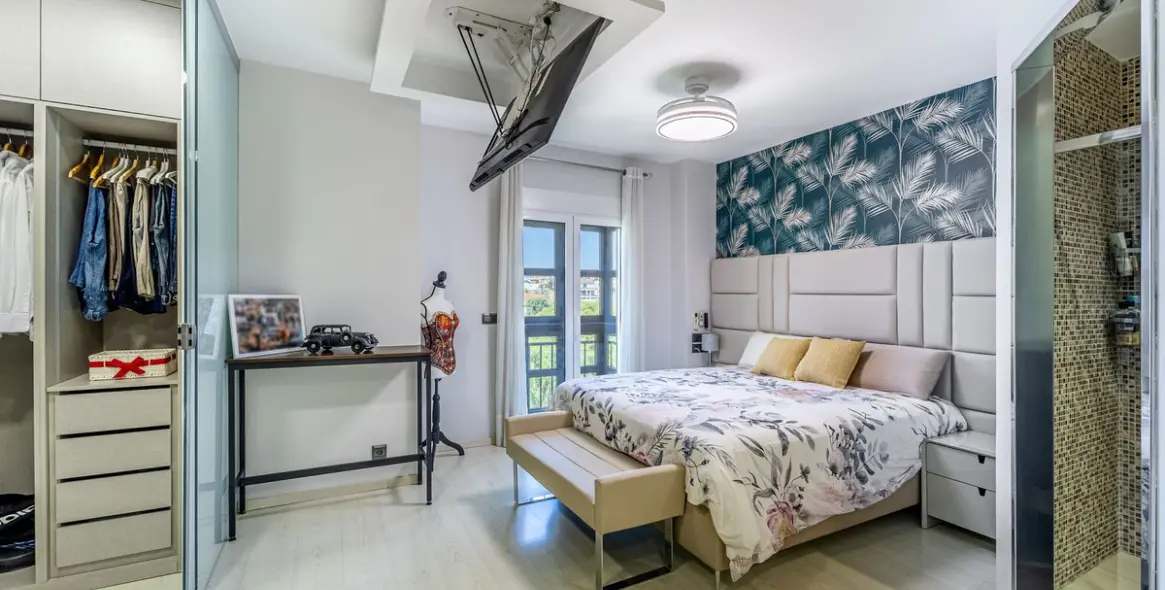 Sale of penthouse duplex in Fuengirola 20