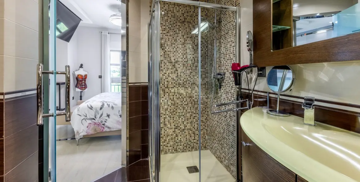 Venta de ático dúplex en Fuengirola 25