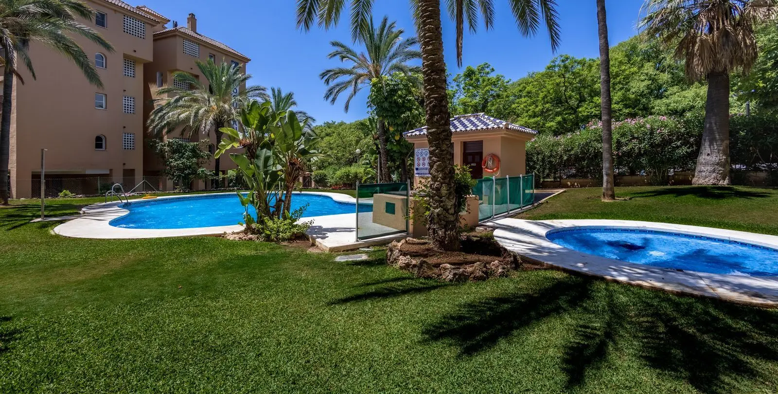 Продажа двухуровневого пентхауса в Fuengirola 27