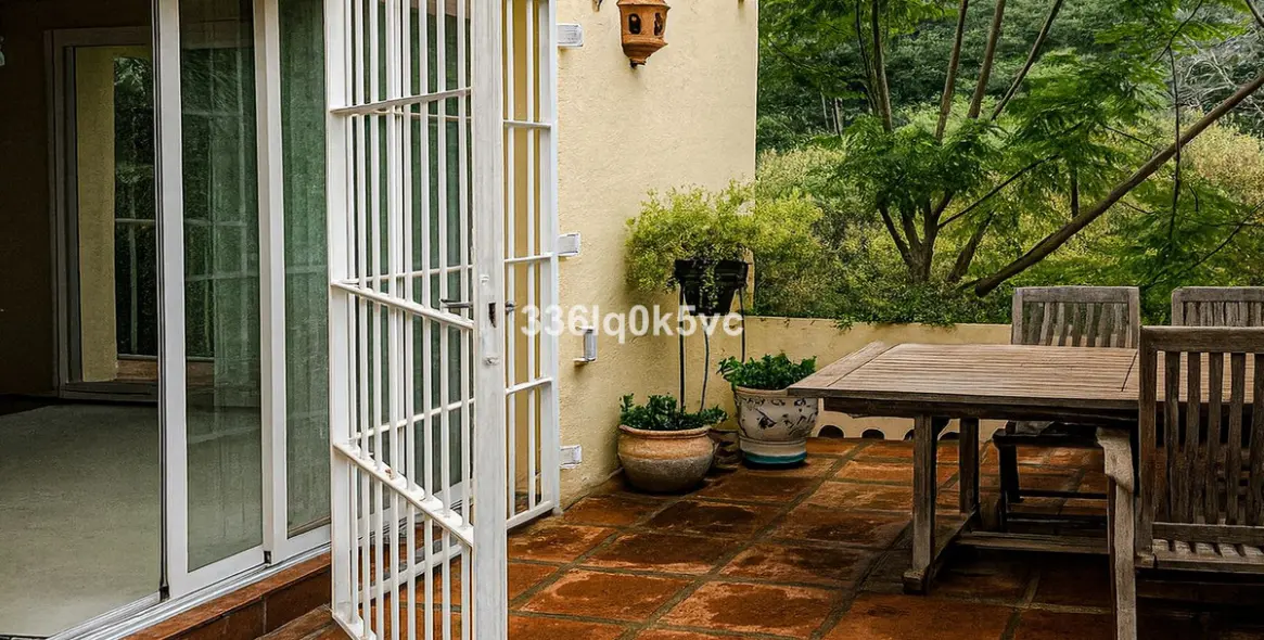 Продажа  отдельно стоящей виллы в Benahavís 18