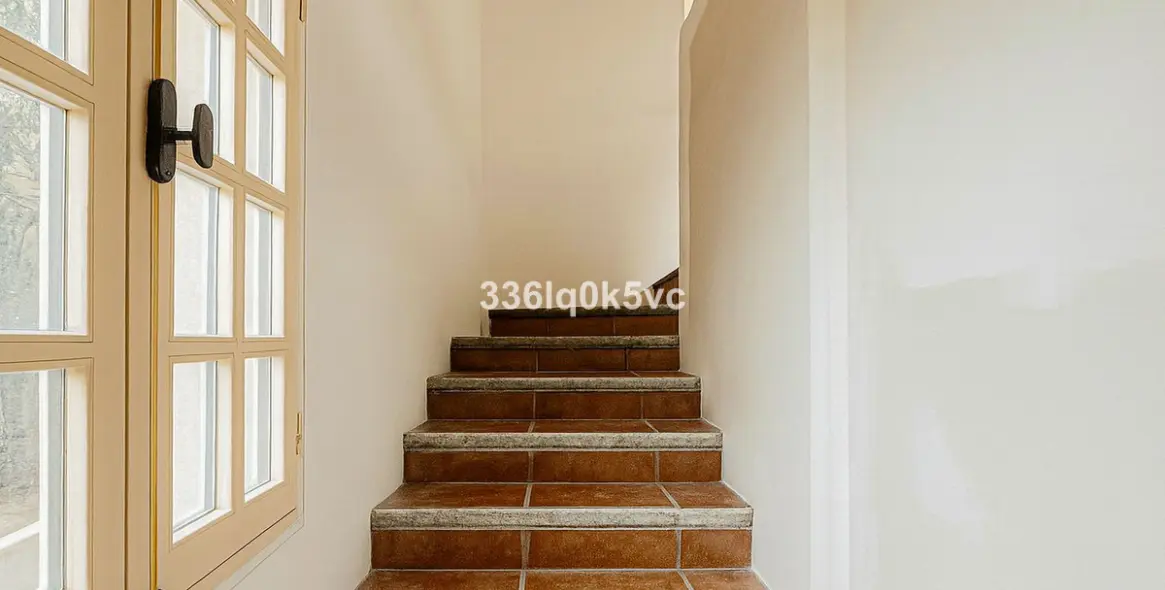 Продажа  отдельно стоящей виллы в Benahavís 26