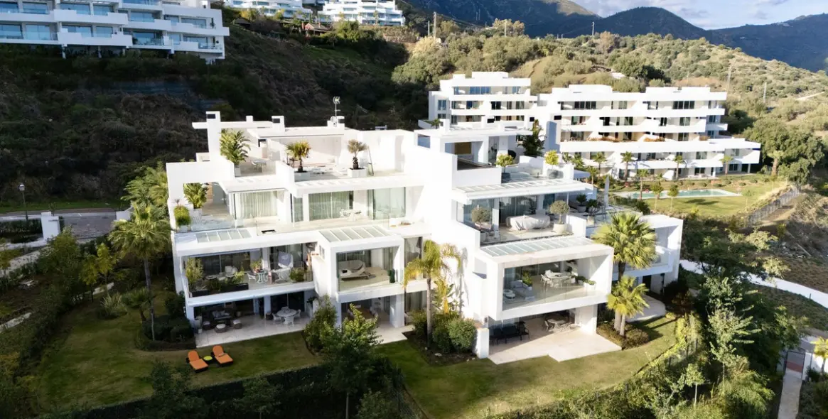 Sale of ground floor apartment in Ojén 7