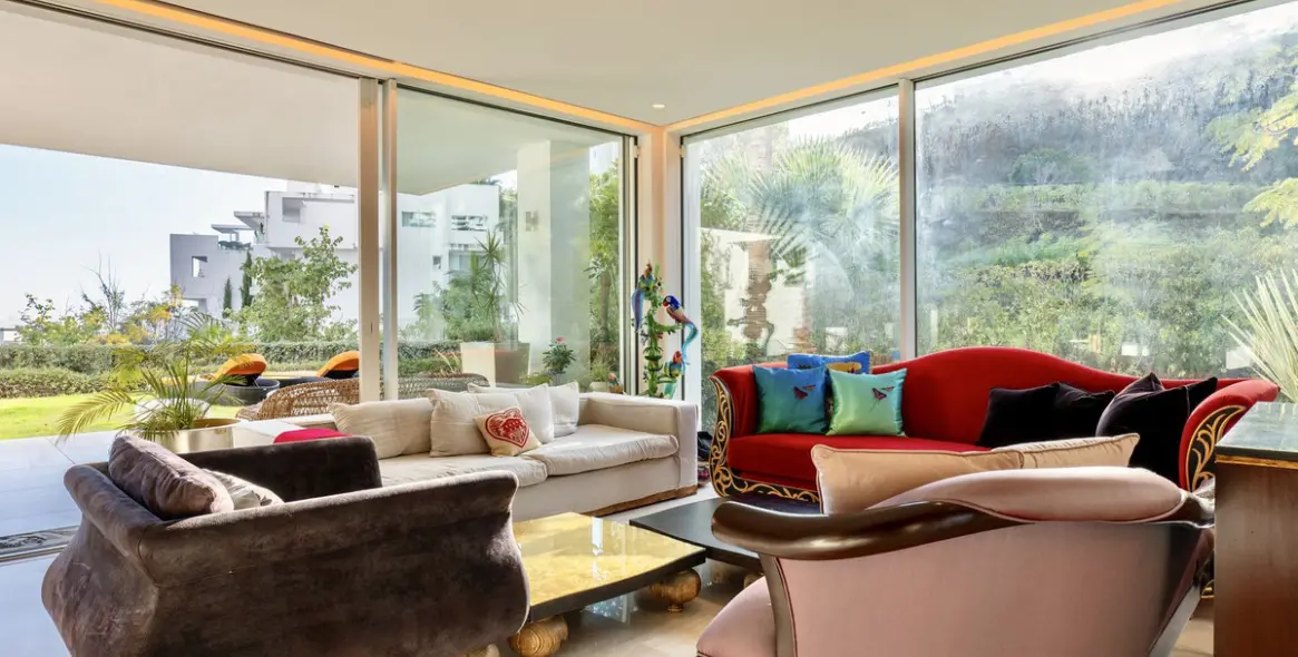 Sale of ground floor apartment in Ojén 25