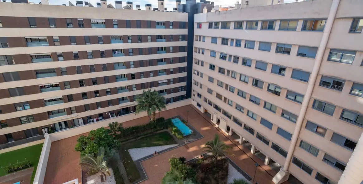 Sale of penthouse in Málaga Centro 20