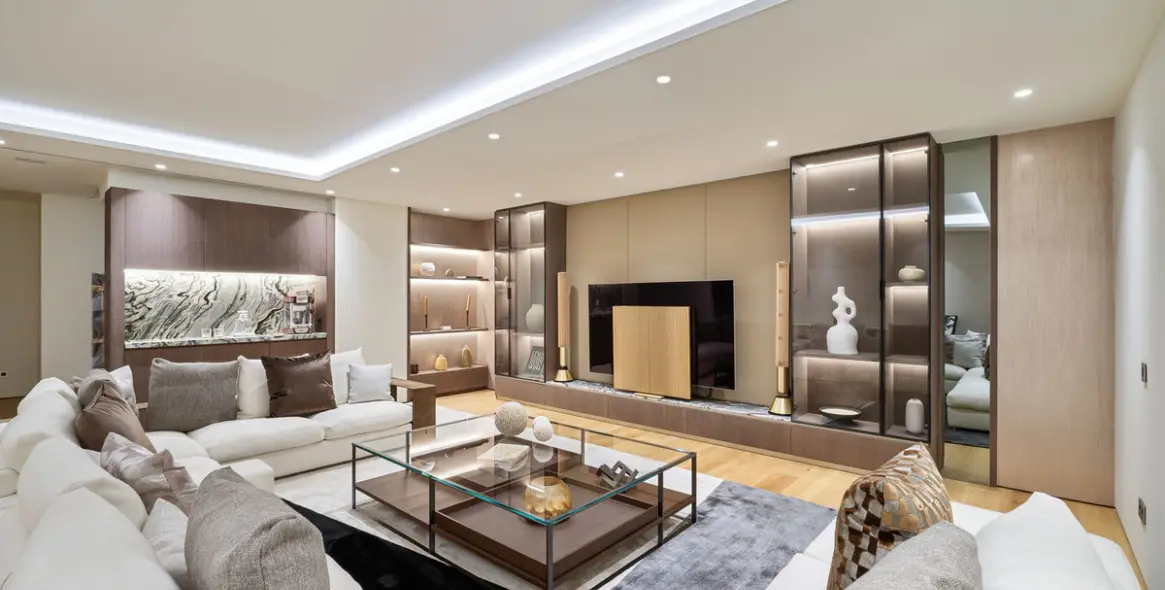 Sale of ground floor apartment in Marbella 9