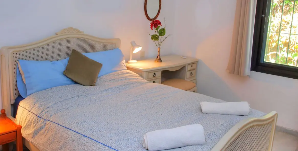 Alquiler a corto plazo de villa independiente en Estepona 9