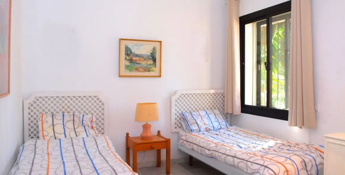 Alquiler a corto plazo de villa independiente en Estepona 13