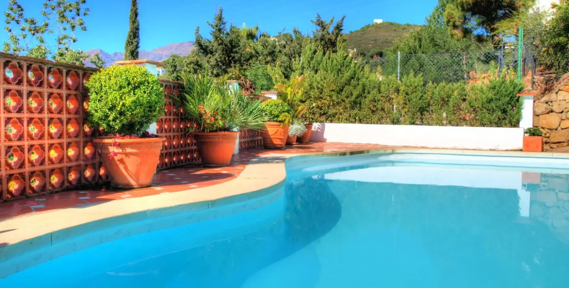 Краткосрочная аренда  отдельно стоящей виллы в Estepona 23