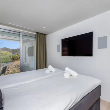 Long-term rent of middle floor apartment in Nueva Andalucía