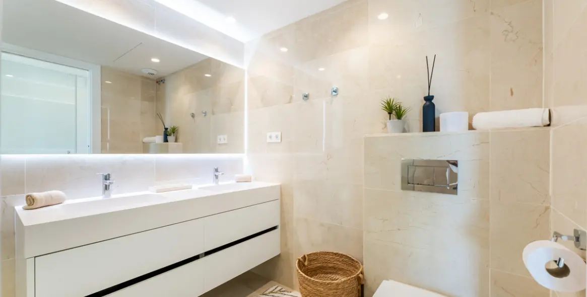Long-term rent of middle floor apartment in Nueva Andalucía 7