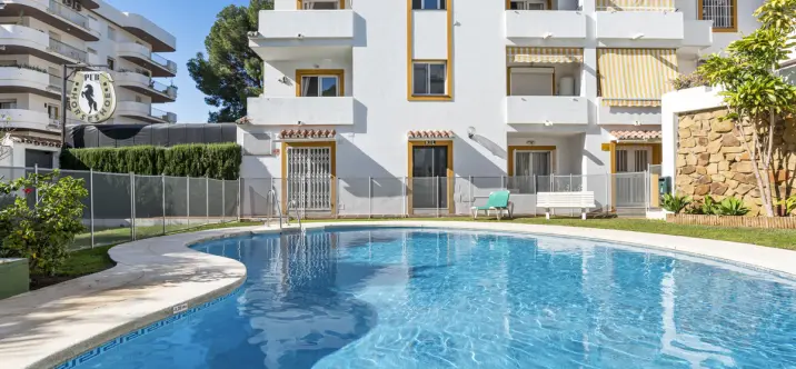 Short-term rent of middle floor apartment in Nueva Andalucía 2