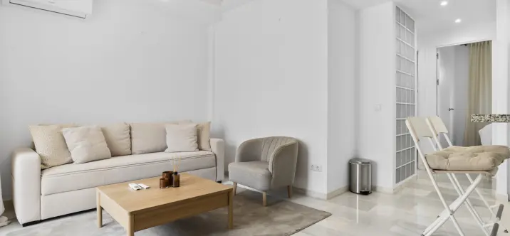 Short-term rent of middle floor apartment in Nueva Andalucía 4