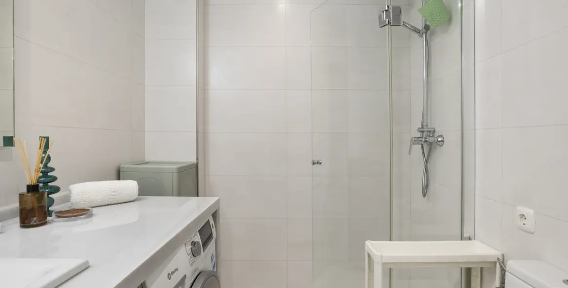 Short-term rent of middle floor apartment in Nueva Andalucía 30