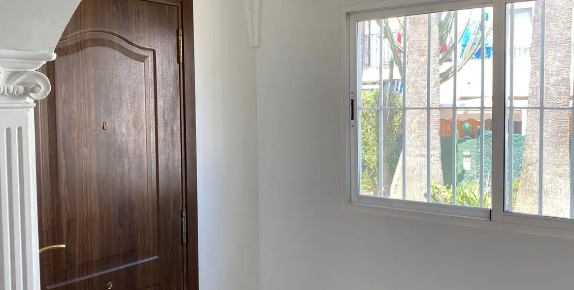 Long-term rent of townhouse in Bel Air 10