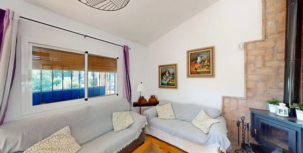 Sale of detached villa in Frigiliana 6