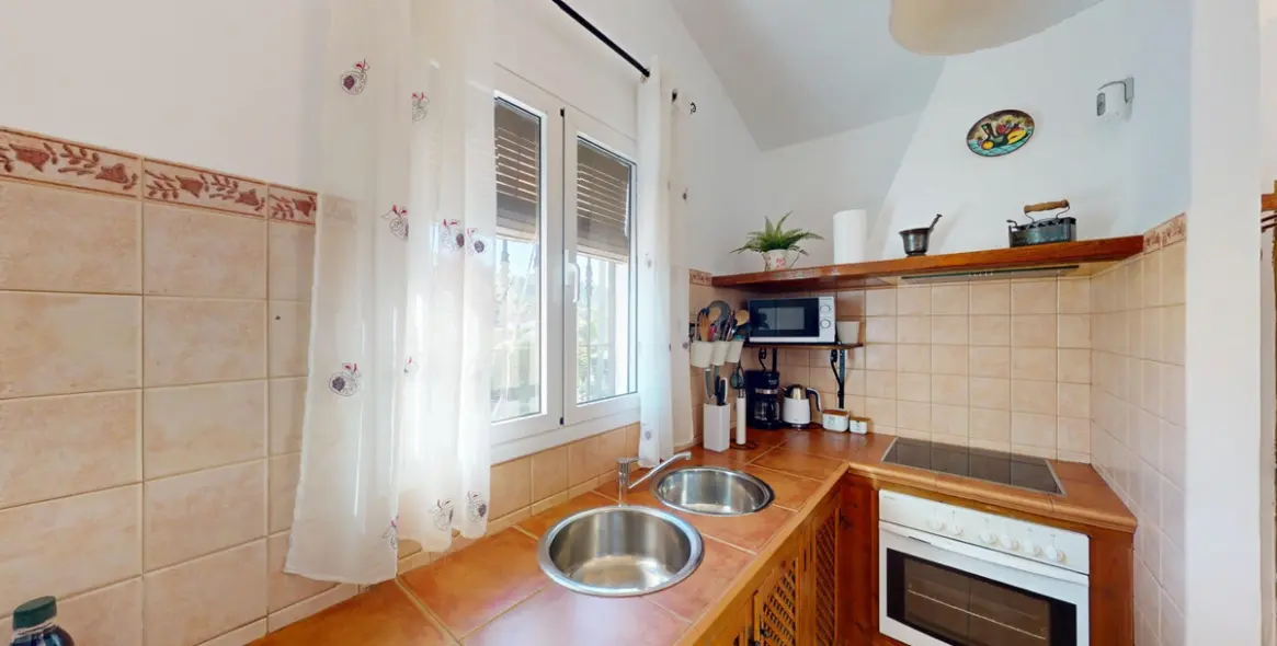 Sale of detached villa in Frigiliana 10