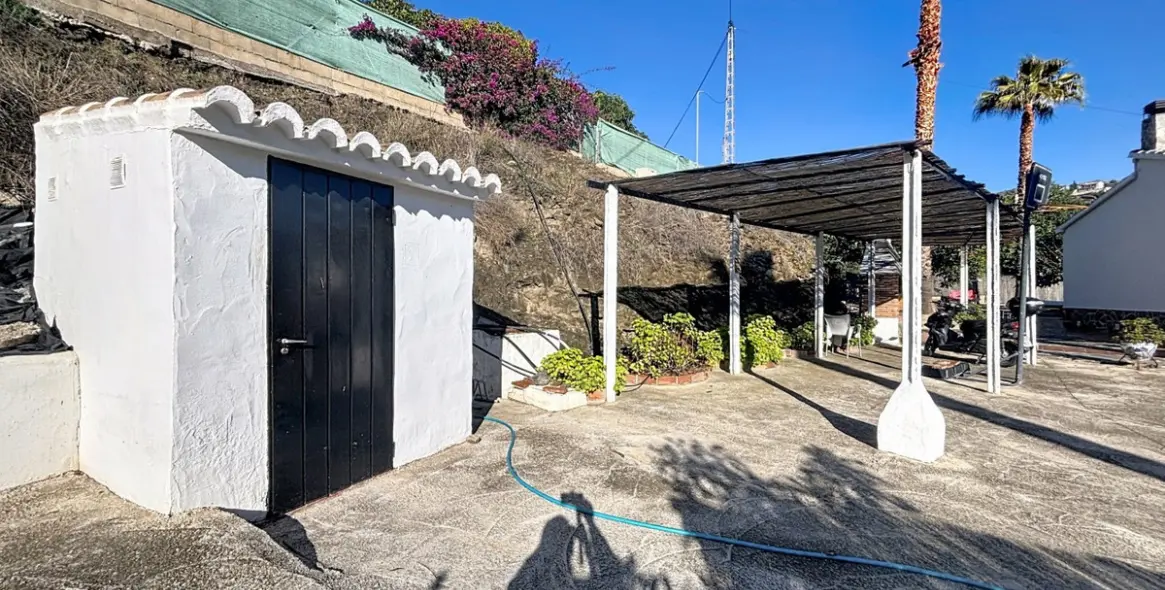 Sale of detached villa in Frigiliana 20