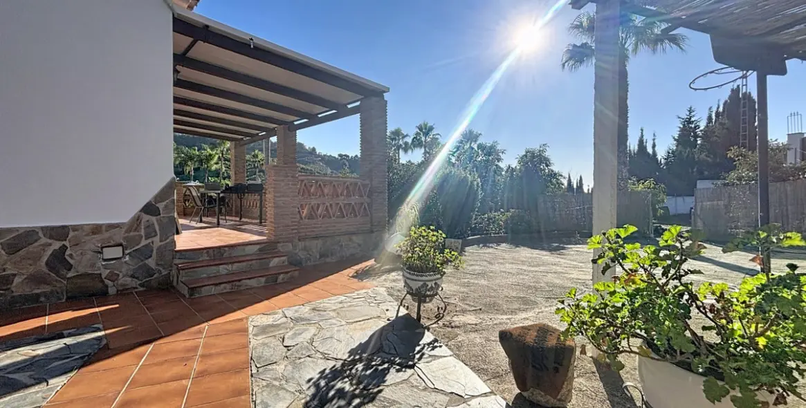 Sale of detached villa in Frigiliana 23