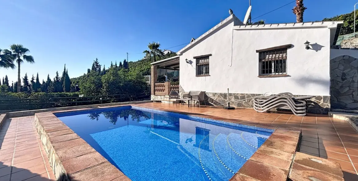 Sale of detached villa in Frigiliana 29