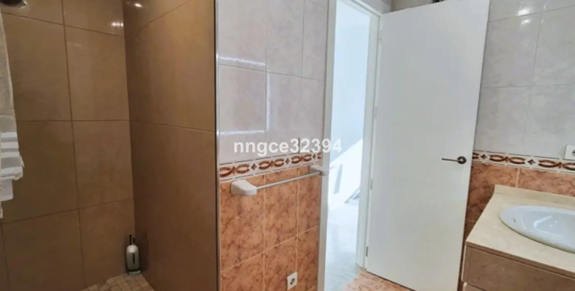 Продажа апартаментов на среднем этаже в Puerto Banús 9