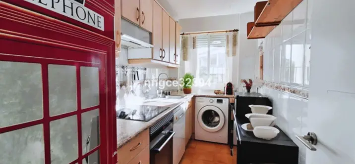 Sale of middle floor apartment in Puerto Banús 4