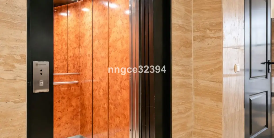 Sale of middle floor apartment in Puerto Banús 19